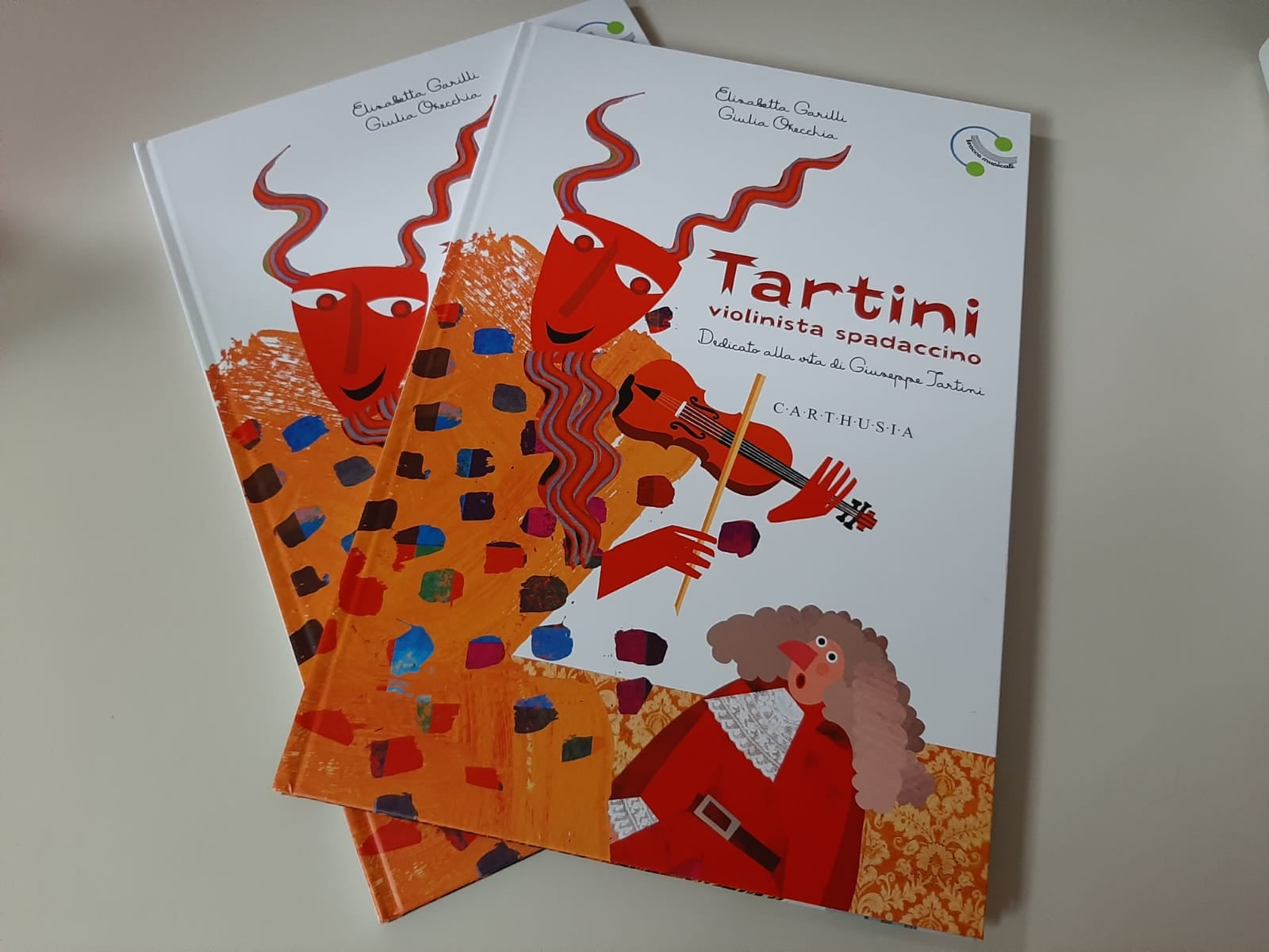 , Un ottimo vino e un buon libro sono una combinazione perfetta da regalare e regalarsi per le festività!, Comunita degli Italiani Giuseppe Tartini Pirano