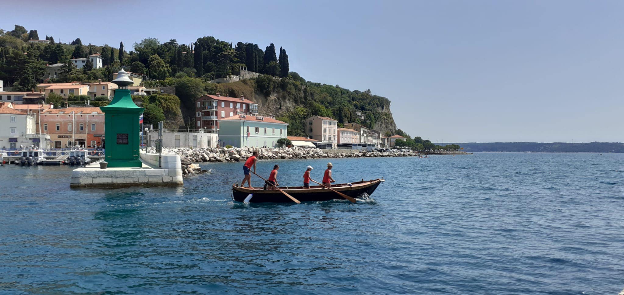 , Partenza dal molo di Pirano di Daniele Scarpa e il suo team, Comunita degli Italiani Giuseppe Tartini Pirano