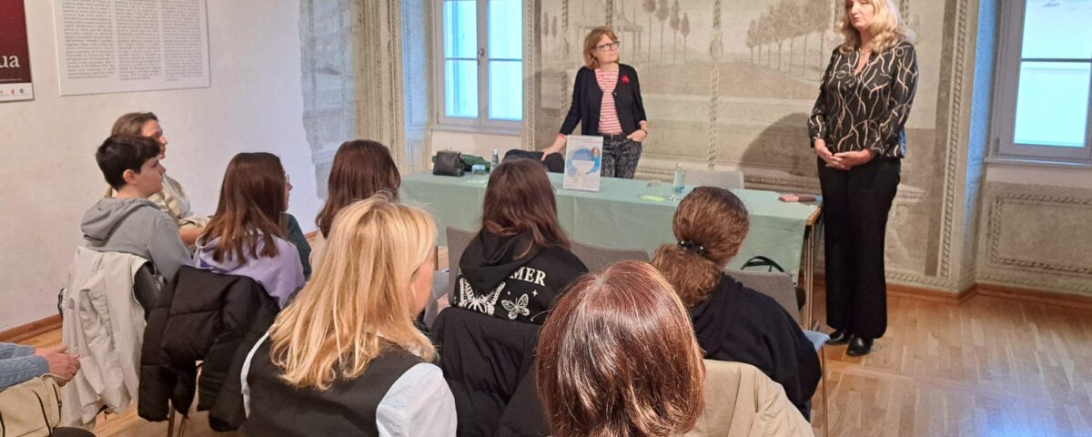 , Foto: Incontro con Elisa Biagini, Comunita degli Italiani Giuseppe Tartini Pirano