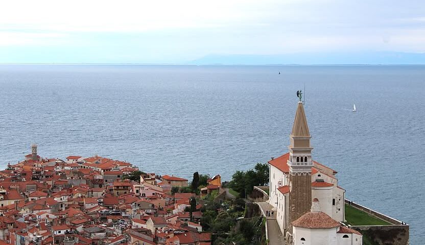 , Il 27 aprile è stato benedetto il campanile appena ristrutturato, Comunita degli Italiani Giuseppe Tartini Pirano